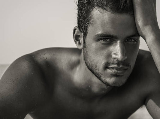 Denver Hamilton Premium Body Talc: Experience Refinement and Freshness