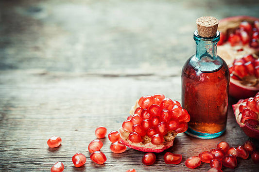 Pomegranate Extract: Nature's Elixir for Youthful Radiance