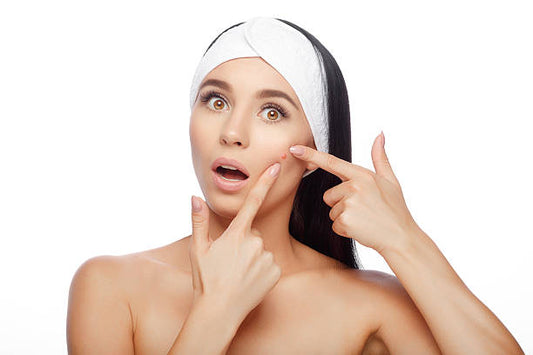 Bioderma Sebium Hydra Moisturising Compensating Care for Acne-Prone Skin: Hydrate and Soothe Your Skin with Expert Care