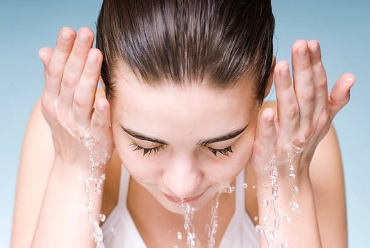 Dr.Rashel White Skin Face Wash - Brightening and Cleansing for a Luminous Complexion