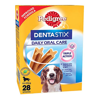 Pedigree Dentastix Oral Care for Medium Breeds (10-25 kg): Monthly 720g Pack - 28 Dental Treat Sticks, Promoting Canine Dental Wellness
